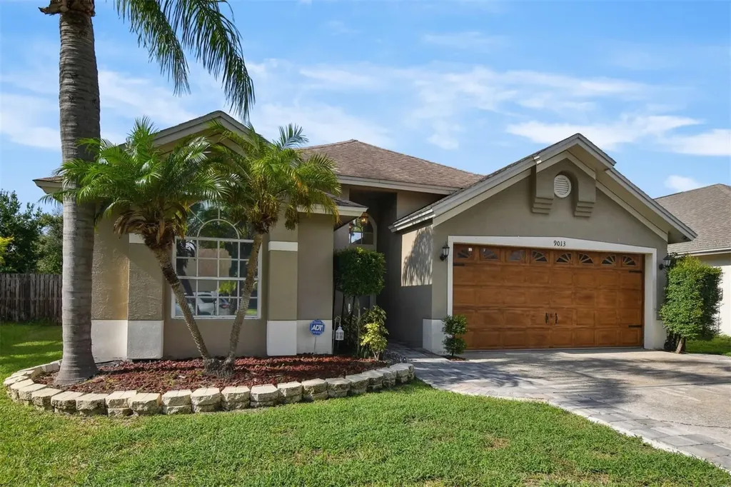 9013 Southbay Drive Tampa FL 33615