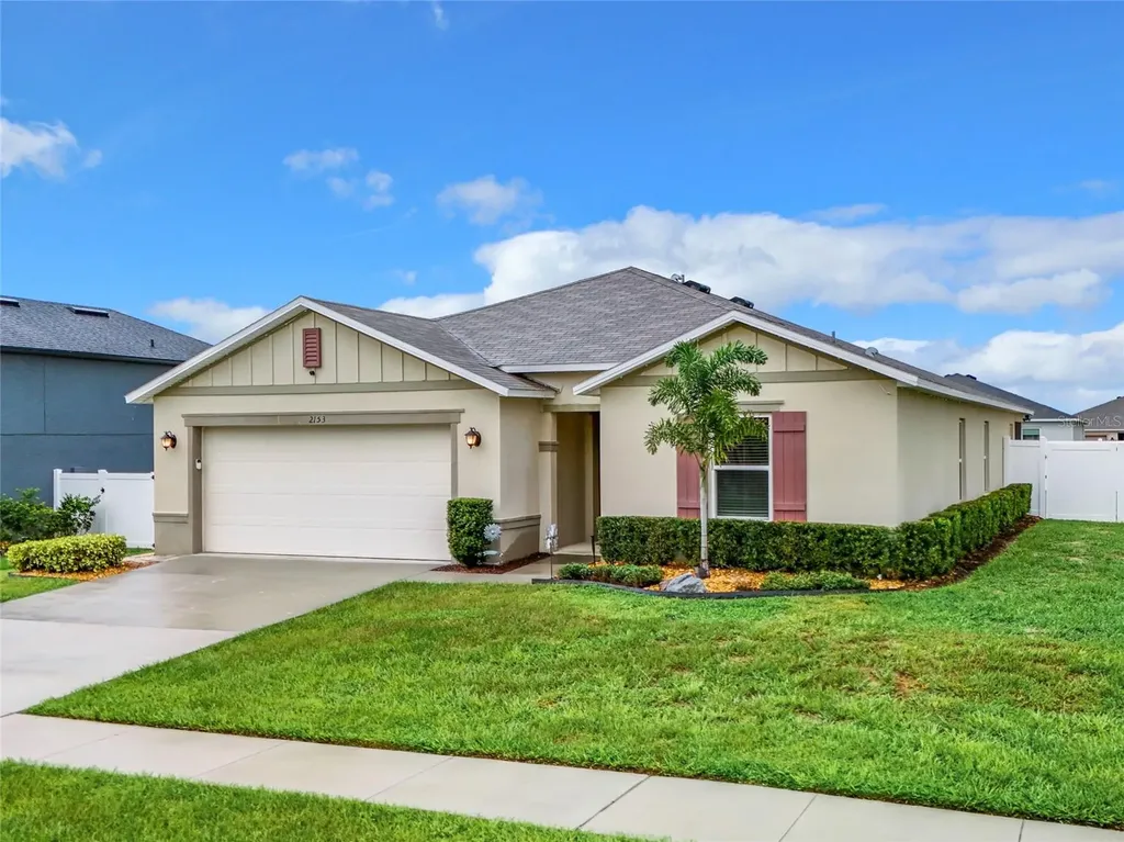 2153 Ficus Street Mascotte FL 34753