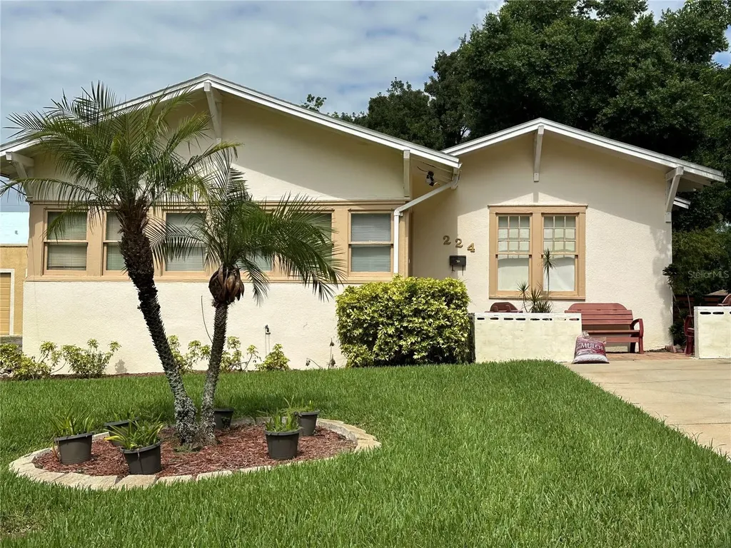 224 S 2nd Street Haines City FL 33844