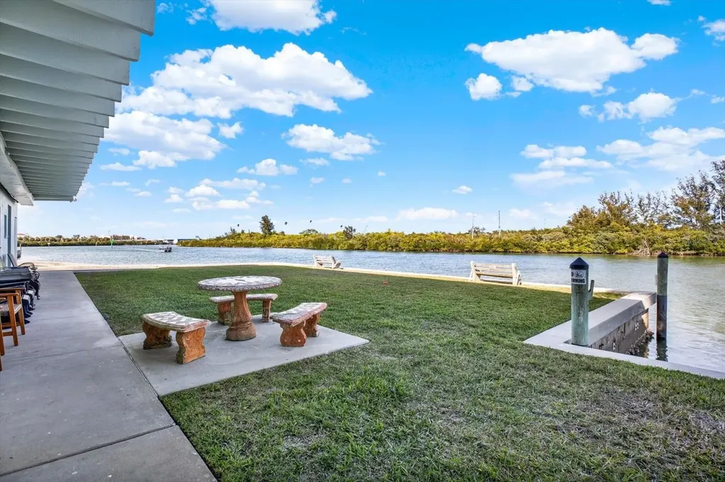 18399 Gulf Boulevard Indian Shores FL 33785