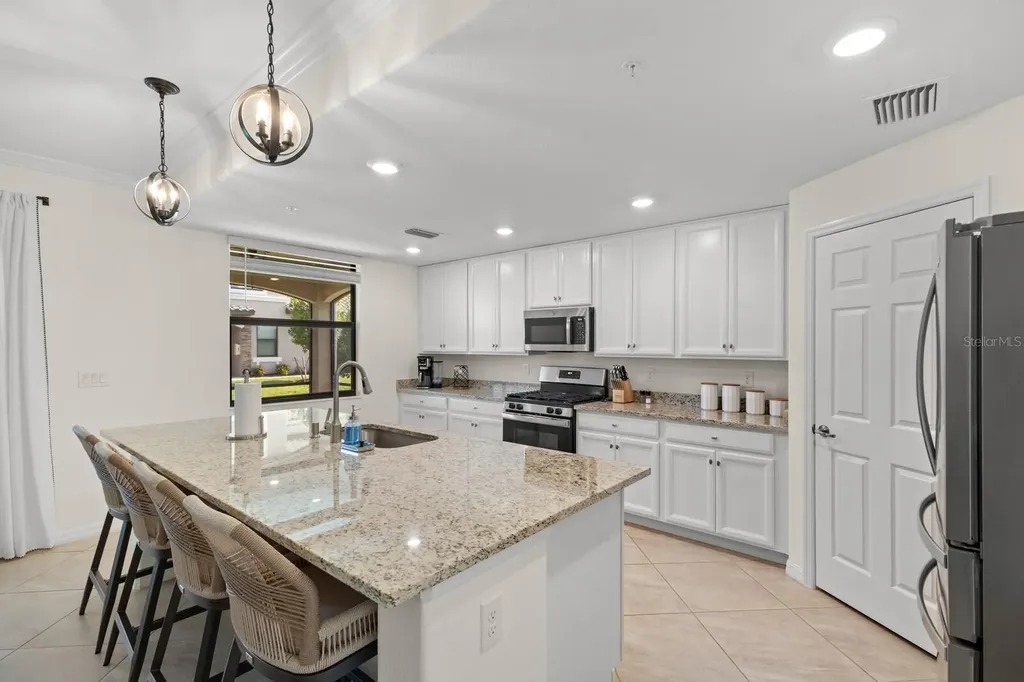 18117 Gawthrop Drive Bradenton FL 34211