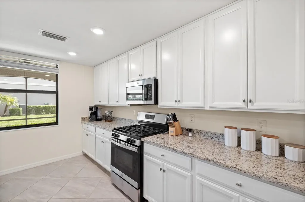 18117 Gawthrop Drive Bradenton FL 34211