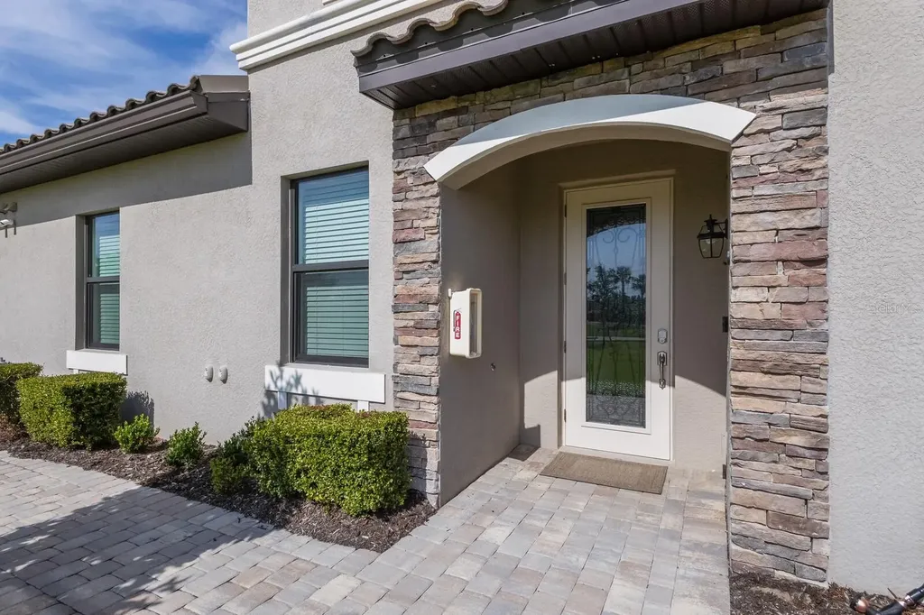 18117 Gawthrop Drive Bradenton FL 34211