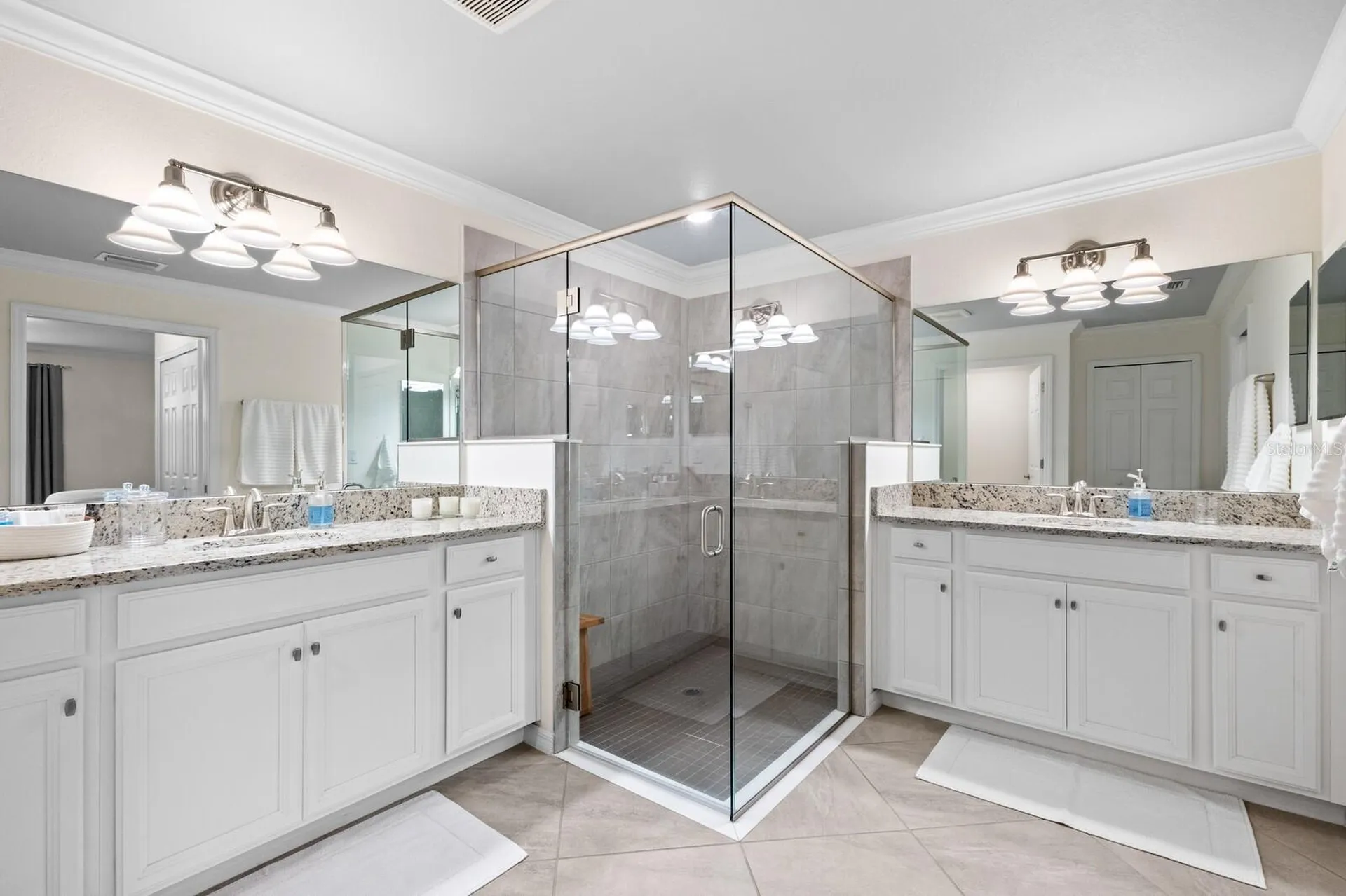 18117 Gawthrop Drive Bradenton FL 34211