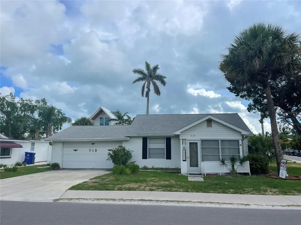 719 N Bay Boulevard Anna Maria FL 34216