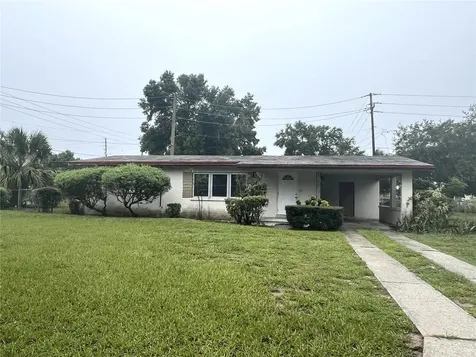 330 Steedly Avenue Lake Wales FL 33853