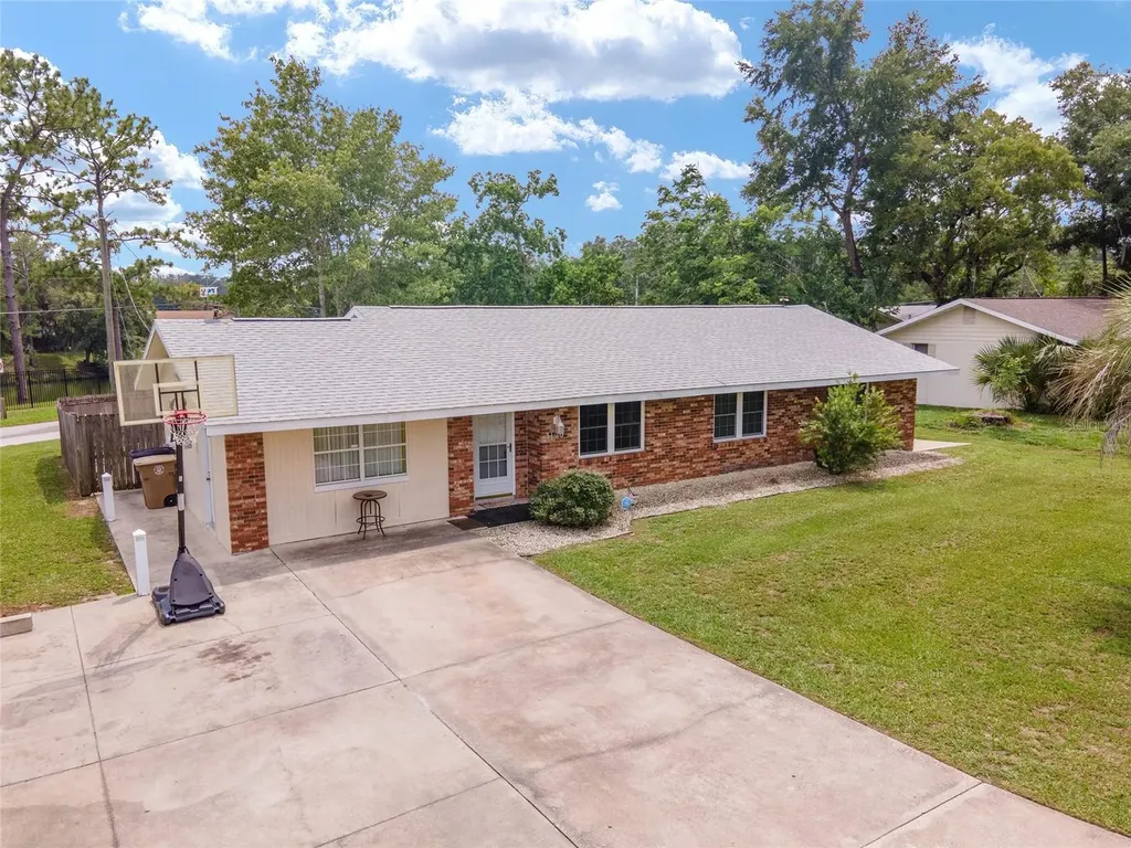3120 NE 8th Place Ocala FL 34470