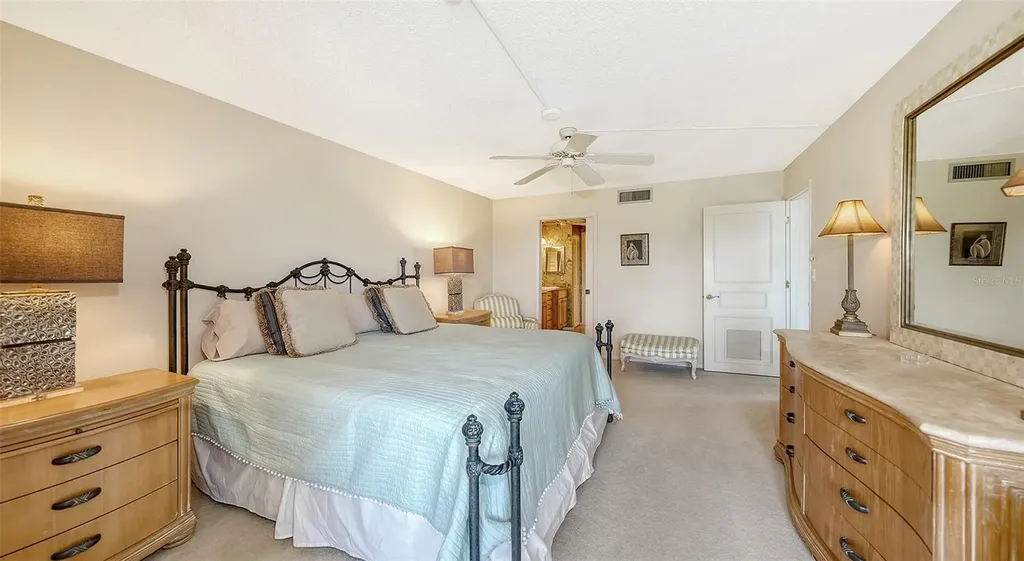 826 Bayport Way Longboat Key FL 34228
