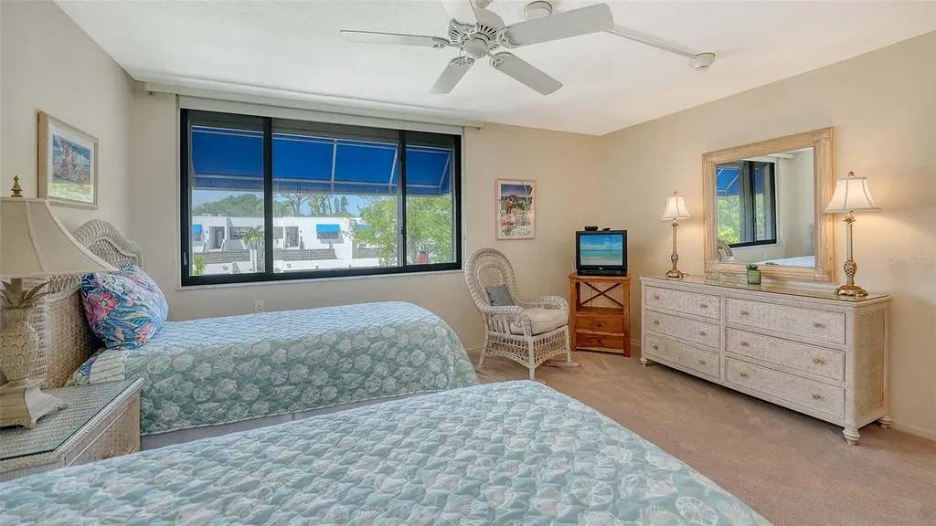 826 Bayport Way Longboat Key FL 34228