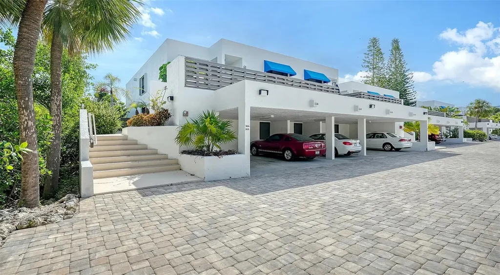 826 Bayport Way Longboat Key FL 34228