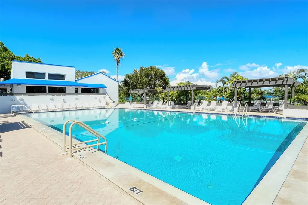 826 Bayport Way Longboat Key FL 34228