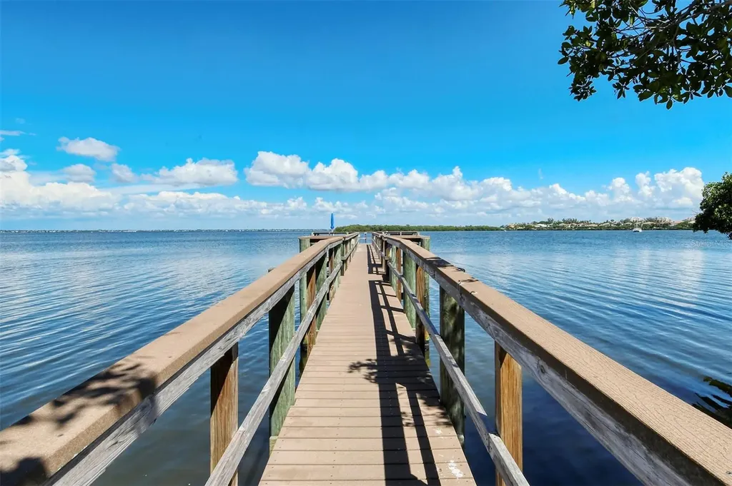 826 Bayport Way Longboat Key FL 34228
