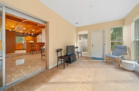 561 E Country Club Drive Williston FL 32696