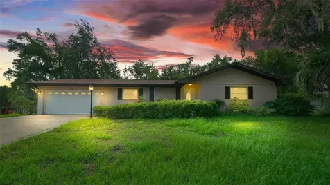 561 E Country Club Drive Williston FL 32696