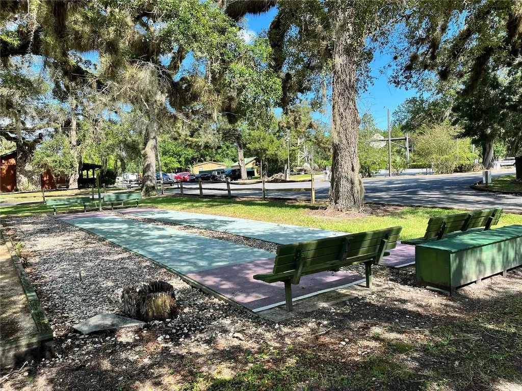 2888 NE 102nd Terrace Silver Springs FL 34488