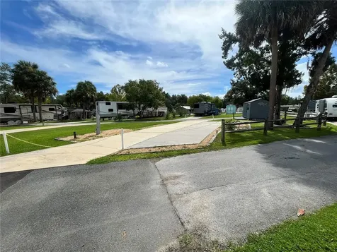 2888 NE 102nd Terrace Silver Springs FL 34488