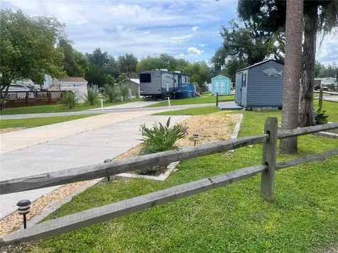 2888 NE 102nd Terrace Silver Springs FL 34488