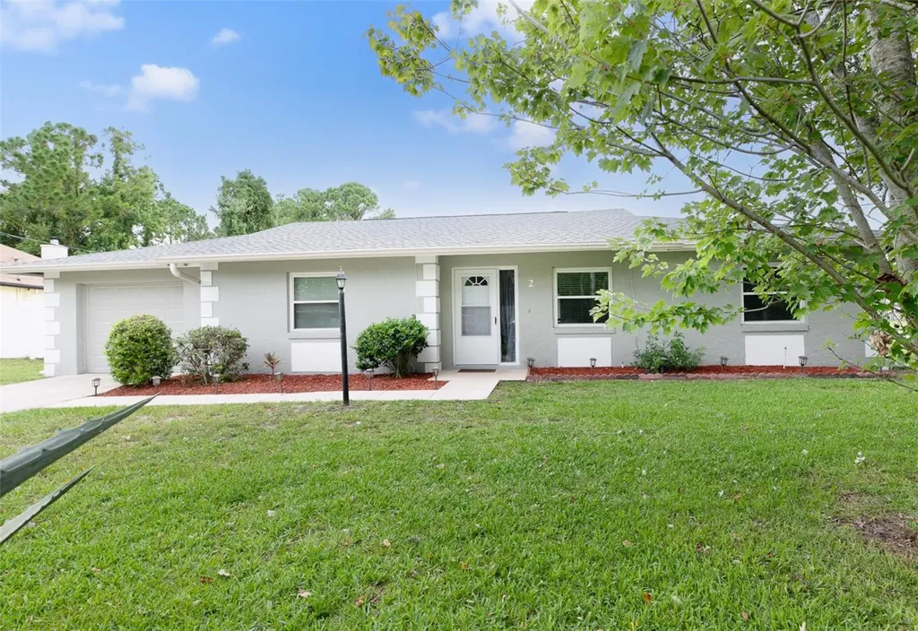 2 Perrotti Place Palm Coast FL 32164