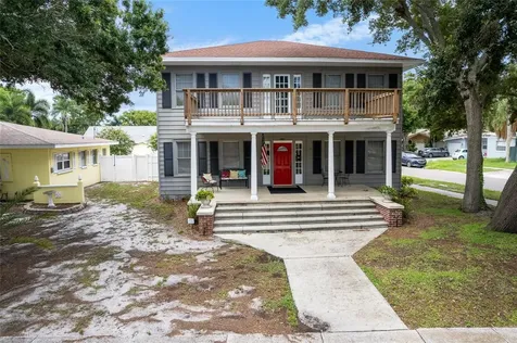2801 Boca Ciega Drive N St Petersburg FL 33710