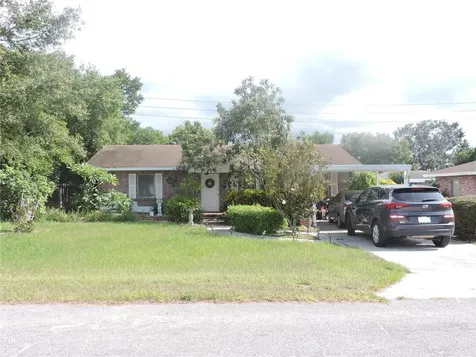 218 Steedly Avenue Lake Wales FL 33853