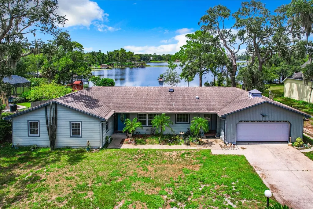 9981 Lake Georgia Drive Orlando FL 32817