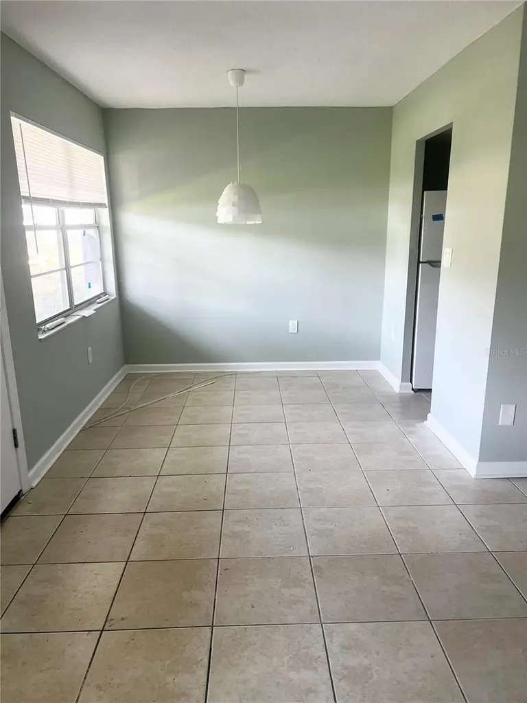 1051 79th Avenue N St Petersburg FL 33702
