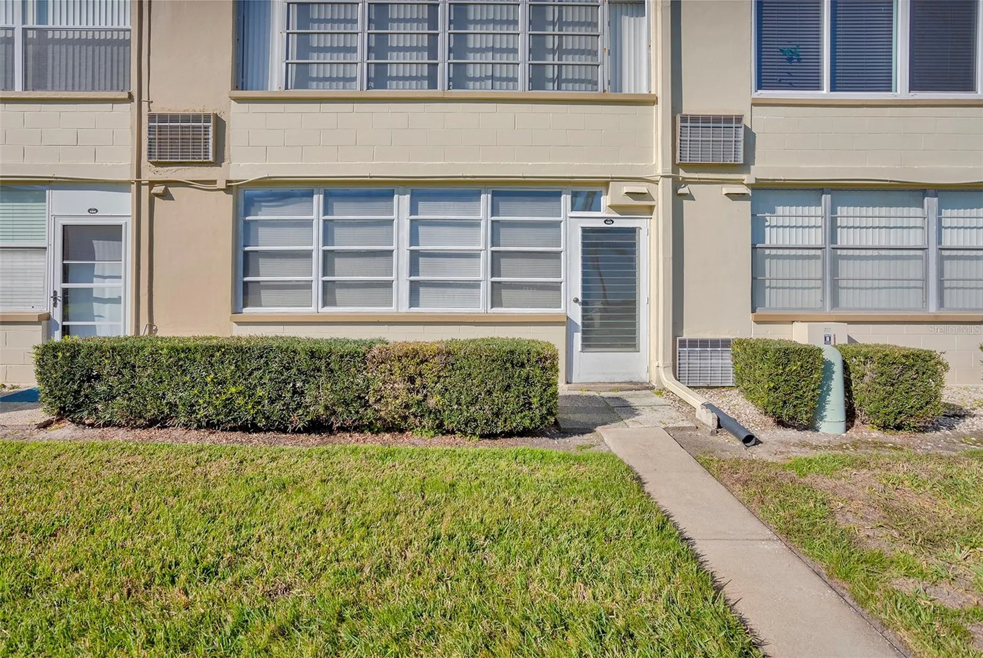 1051 79th Avenue N St Petersburg FL 33702