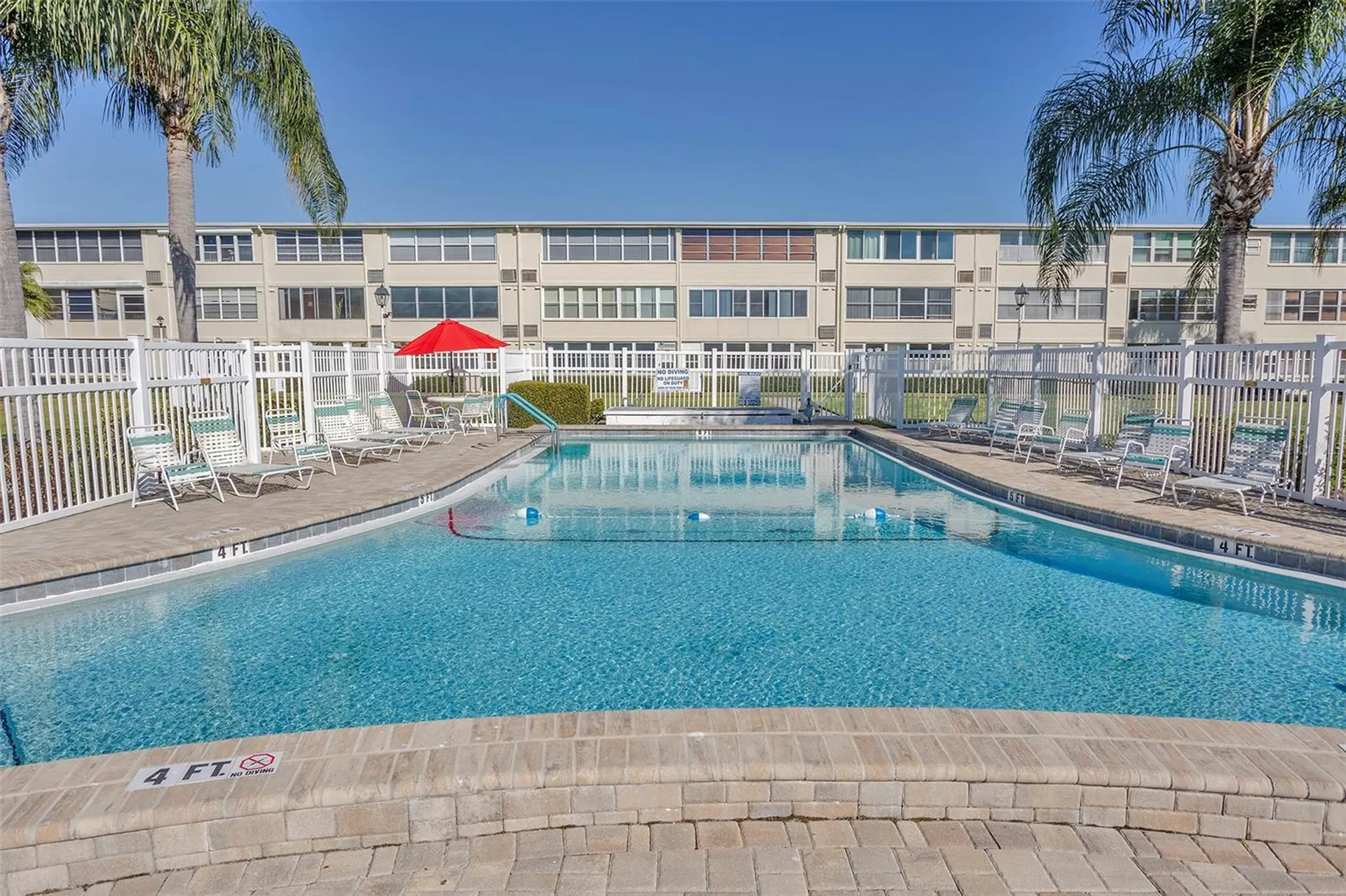 1051 79th Avenue N St Petersburg FL 33702