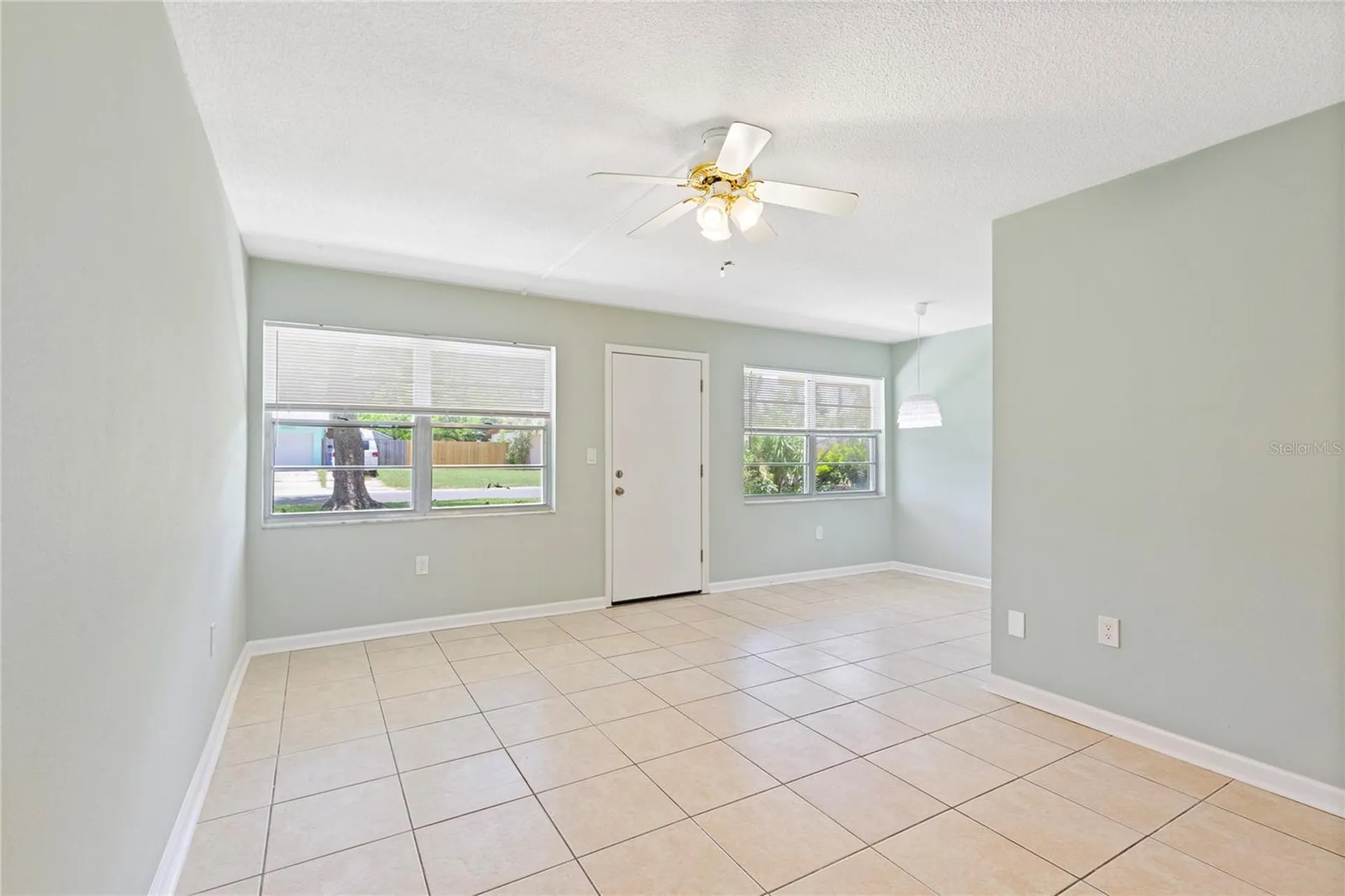 1051 79th Avenue N St Petersburg FL 33702