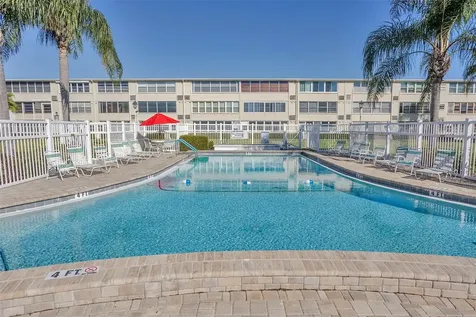 1051 79th Avenue N St Petersburg FL 33702
