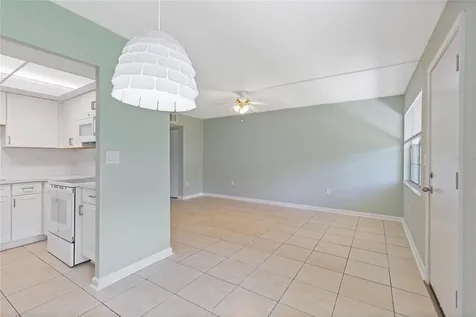 1051 79th Avenue N St Petersburg FL 33702