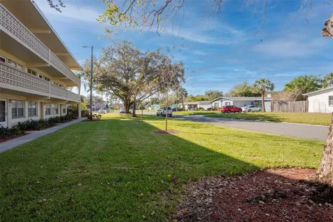 1051 79th Avenue N St Petersburg FL 33702