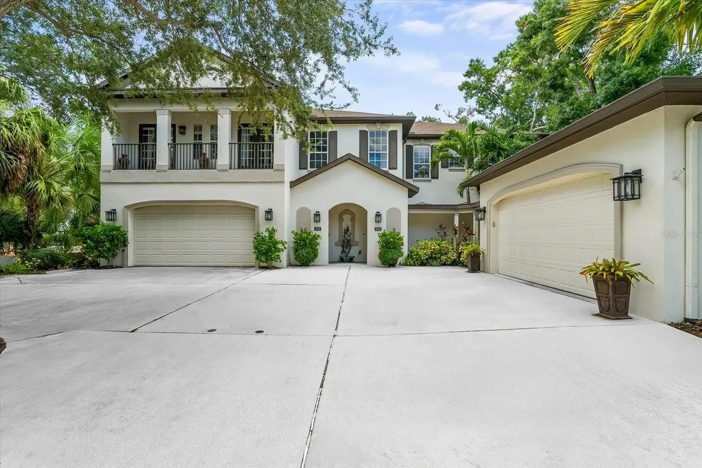 5214 Bayshore Boulevard Tampa FL 33611