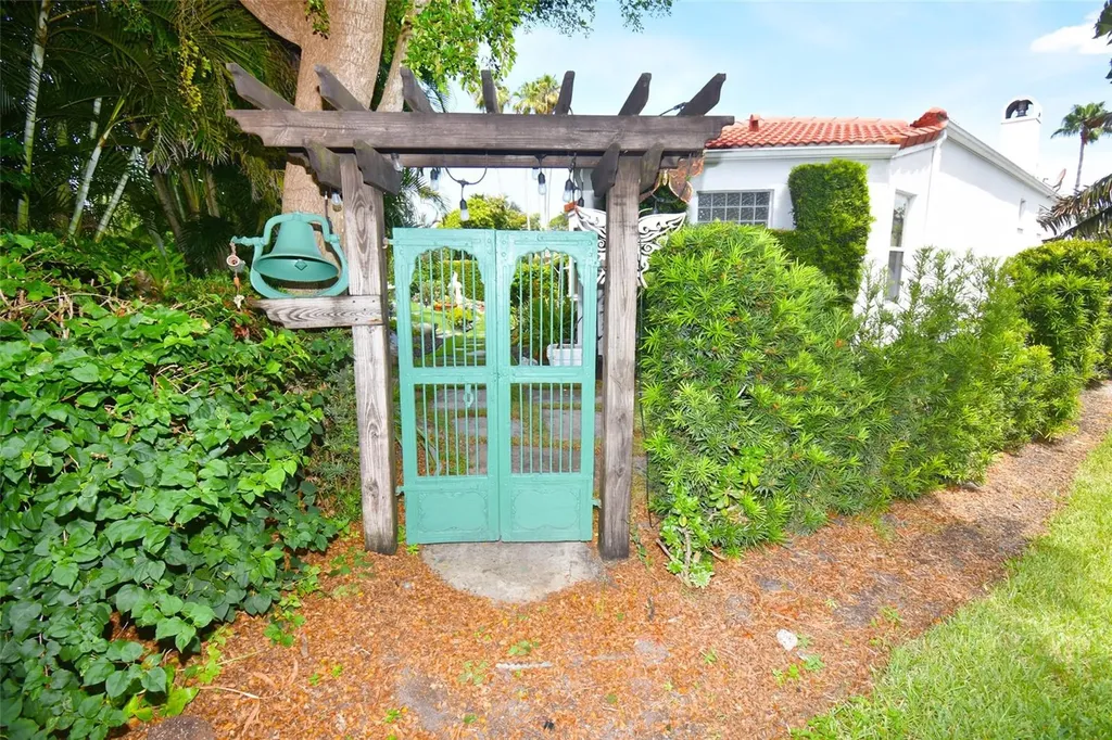 2107 89th St NW Bradenton FL 34209