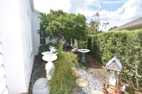2107 89th St NW Bradenton FL 34209