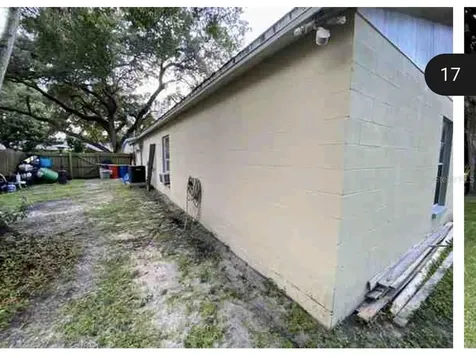 4605 N 39th Street Tampa FL 33610