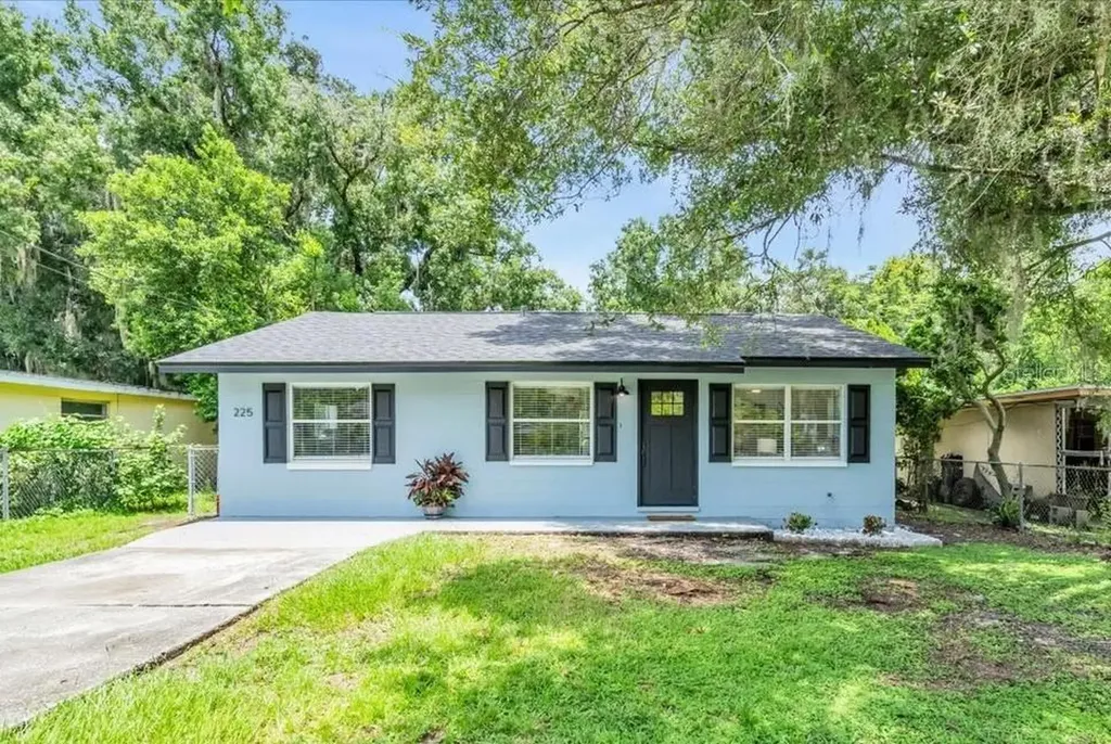 225 Hull Street Lakeland FL 33805