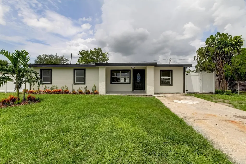 2019 Warrington Way Tampa FL 33619