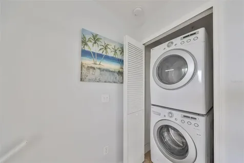 3226 Mangrove Point Drive Ruskin FL 33570