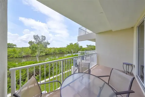 3226 Mangrove Point Drive Ruskin FL 33570