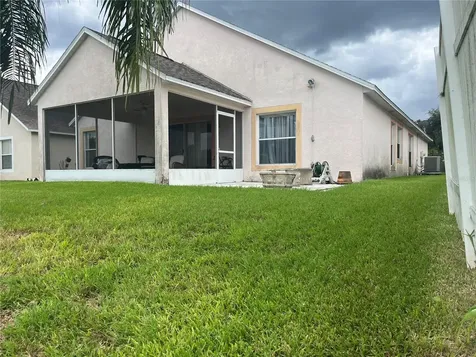 1324 Maximilian Drive Wesley Chapel FL 33543