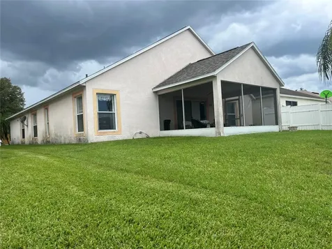 1324 Maximilian Drive Wesley Chapel FL 33543