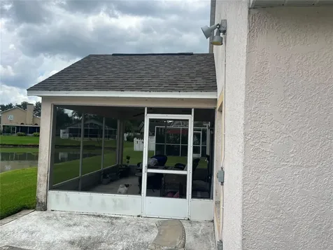 1324 Maximilian Drive Wesley Chapel FL 33543