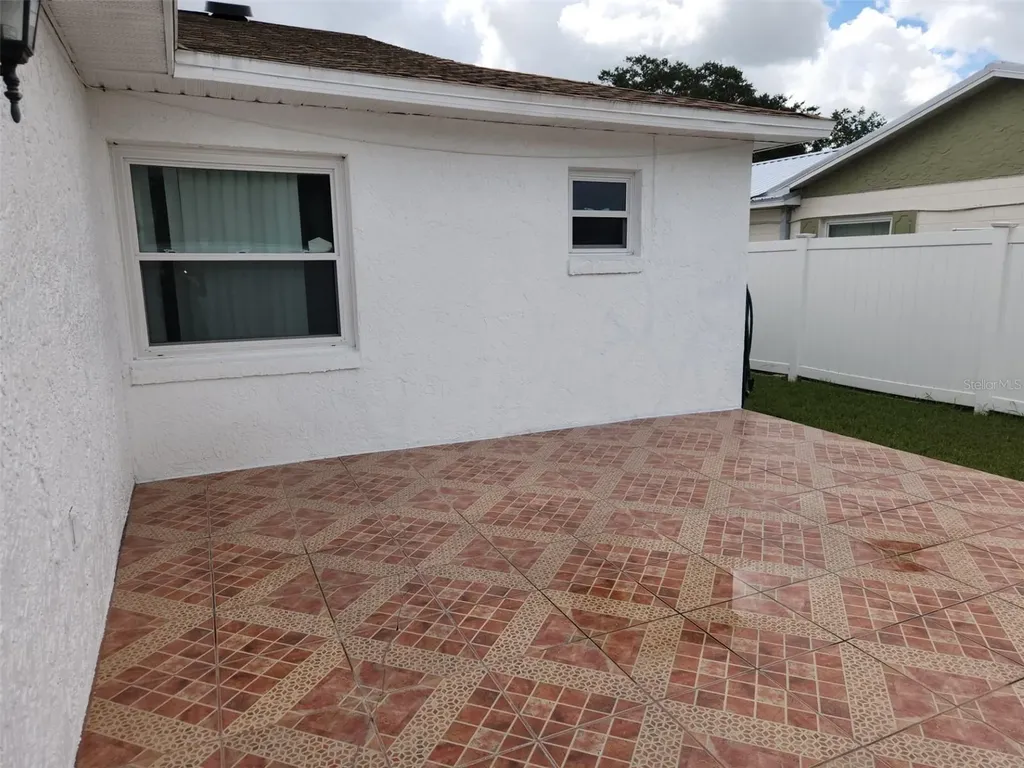 2518 Bowmer Drive Kissimmee FL 34744