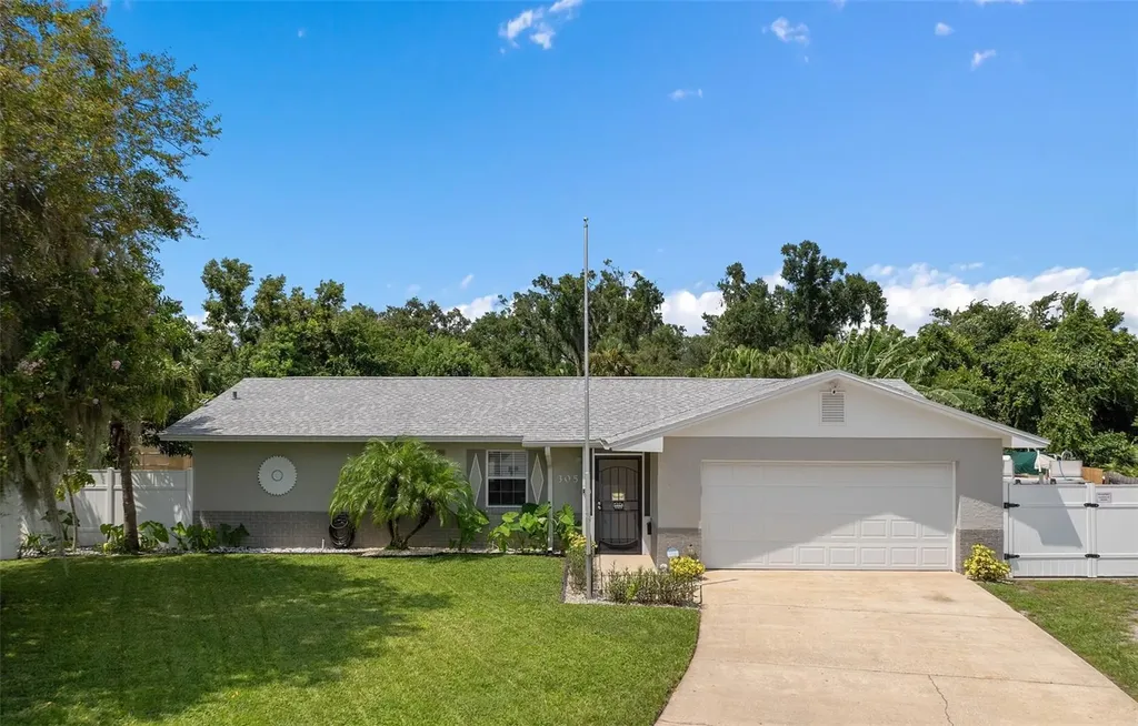305 Hidden Hollow Court Sanford FL 32773