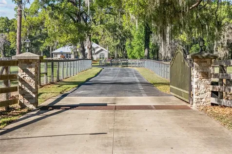 7232 SW 137th Avenue Archer FL 32618
