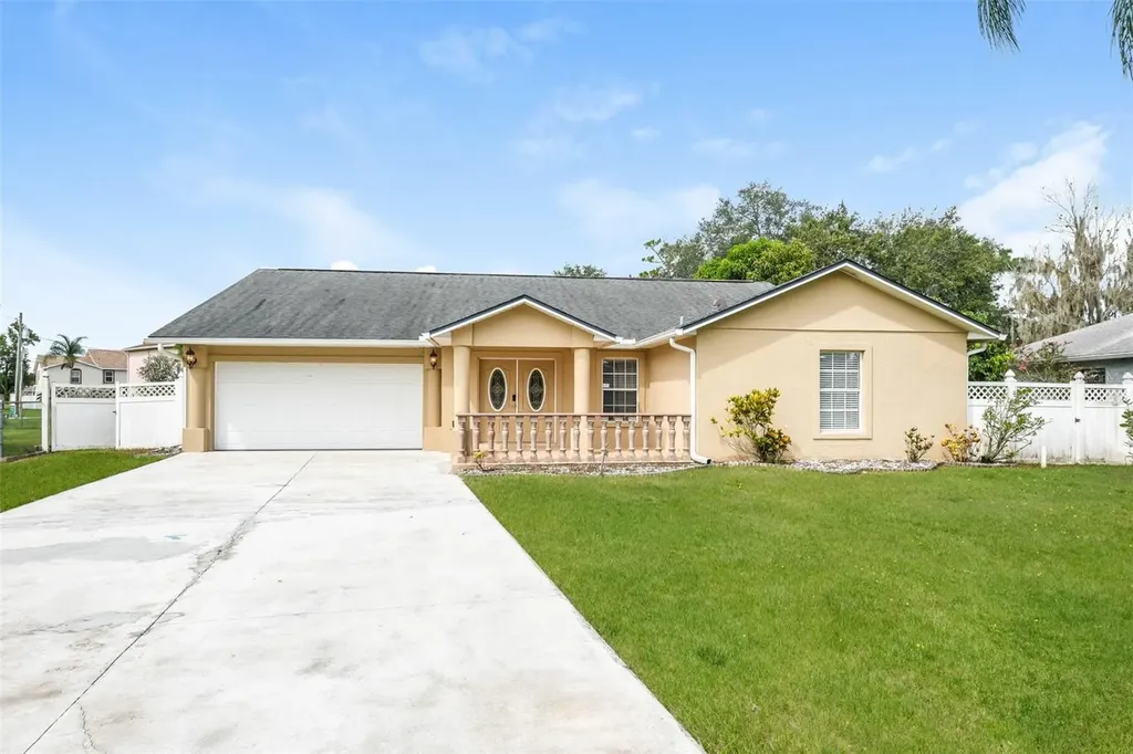 516 Carlsbad Drive Kissimmee FL 34758