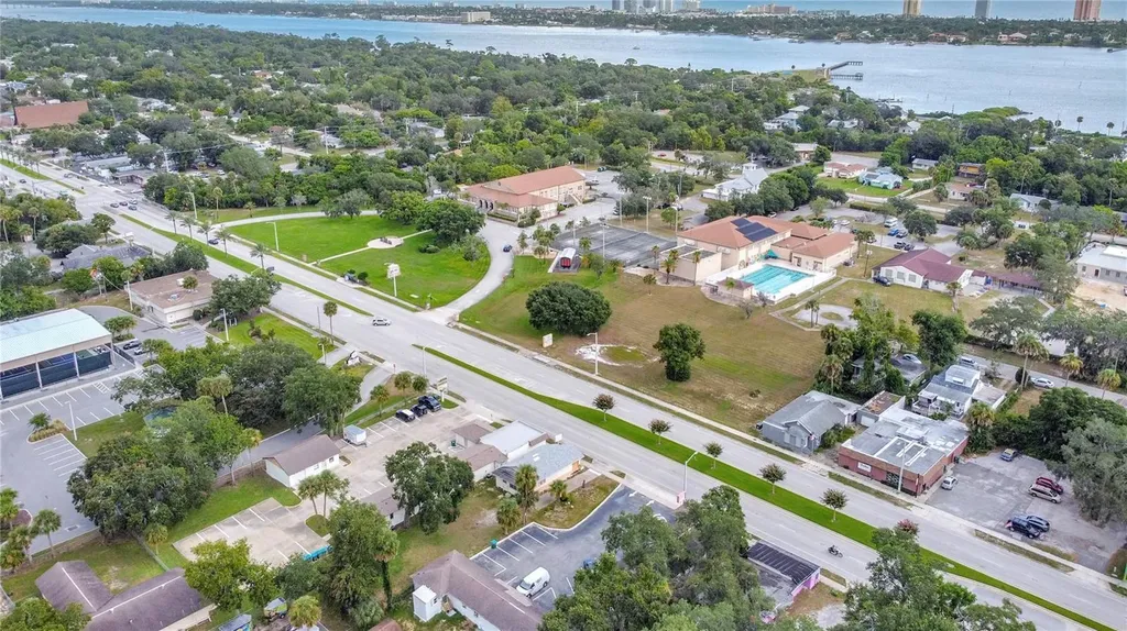 1028 Ridgewood Avenue Daytona Beach FL 32117
