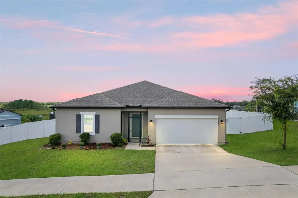 16421 Bloom Court Groveland FL 34736