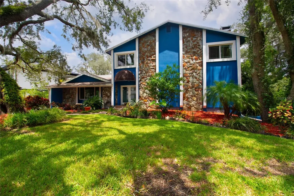 521 S Riverhills Drive Temple Terrace FL 33617